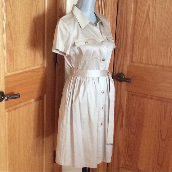 KHAKI below the knee short sleeves dress 👗 - Picture 2 of 8